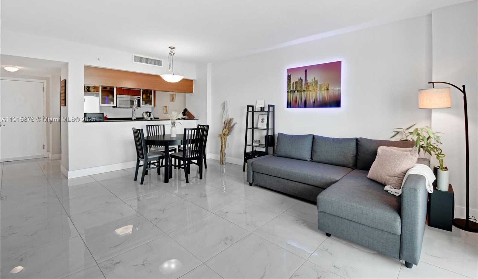 Small Image of 1800 NORTH BAYSHORE DR #4106, Miami Number 4