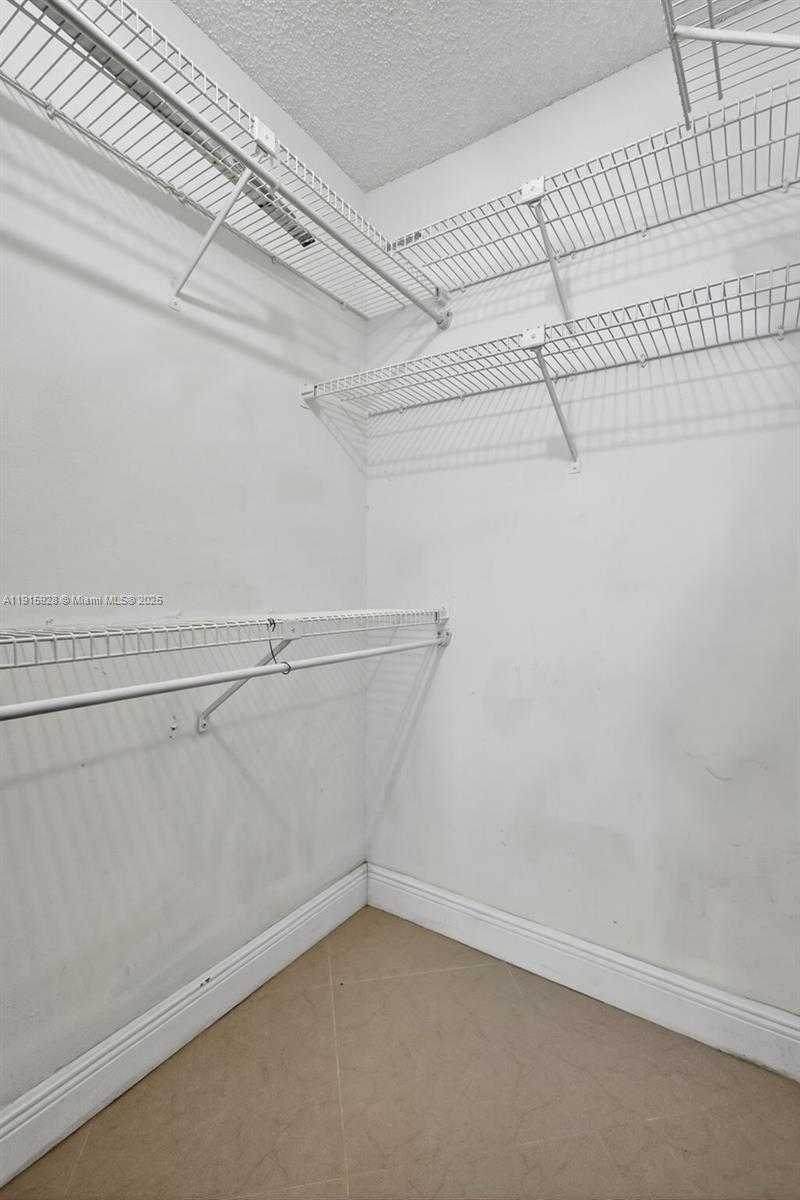 Small Image of 9407 SOUTH WEST 138TH PL #9407, Miami Number 23