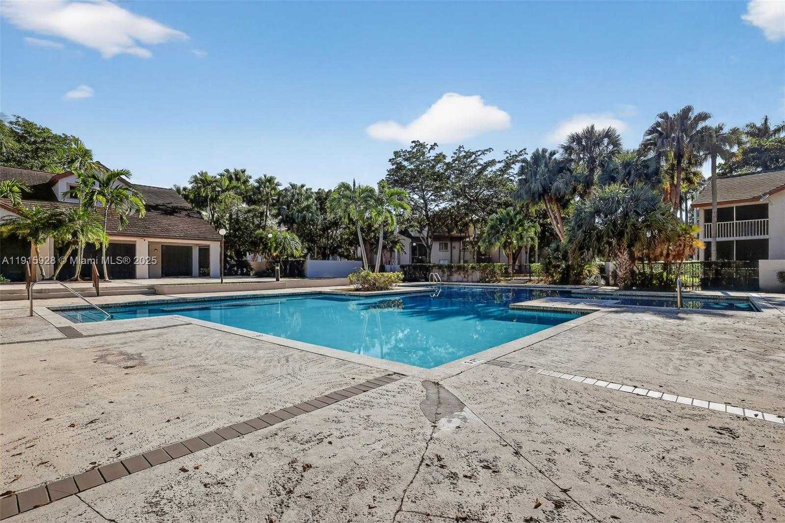 Small Image of 9407 SOUTH WEST 138TH PL #9407, Miami Number 34