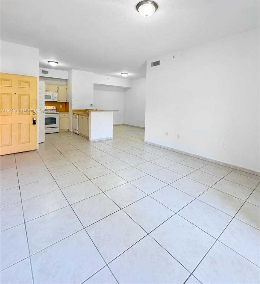 Small Image of 7280 NORTH WEST 114TH AVE #101-8, Doral Number 3