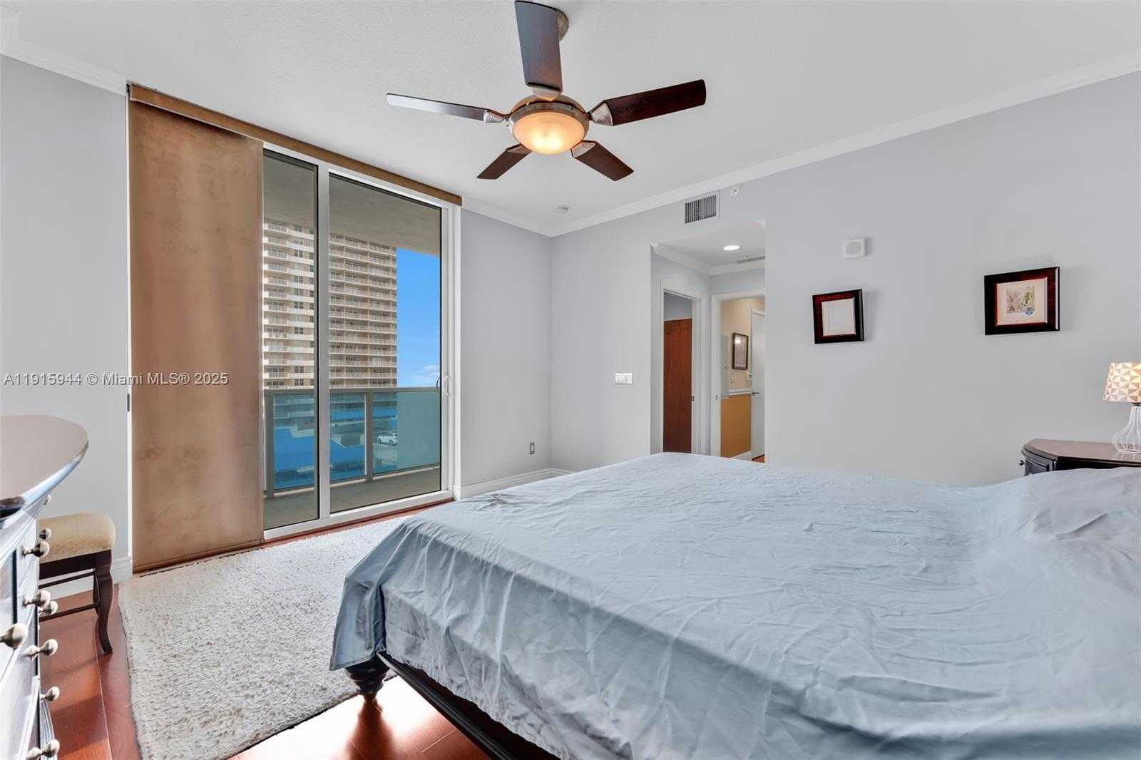 Small Image of 1945 SOUTH OCEAN DR #604, Hallandale Beach Number 9