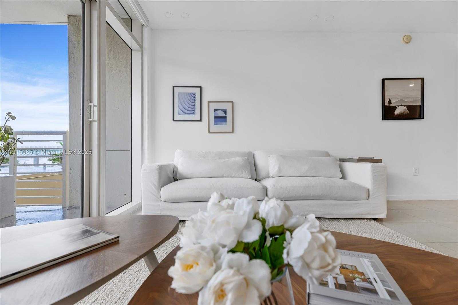 Small Image of 3250 NORTH EAST 1ST AVE #605, Miami Number 12