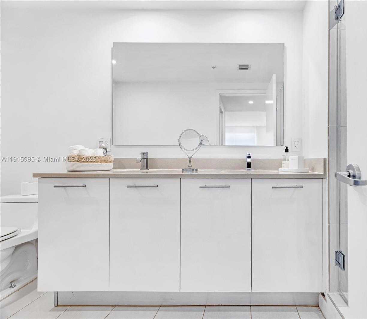 Small Image of 3250 NORTH EAST 1ST AVE #605, Miami Number 21