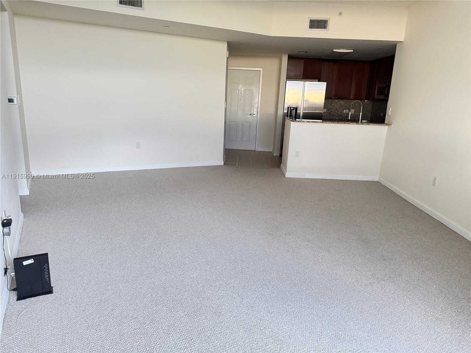 Small Image of 19501 WEST COUNTRY CLUB DR #PH-06, Aventura Number 6