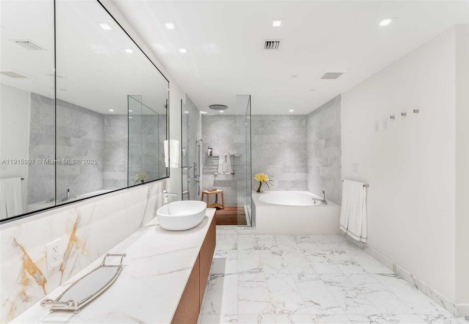 Small Image of 10201 COLLINS AVE #1803, Bal Harbour Number 21