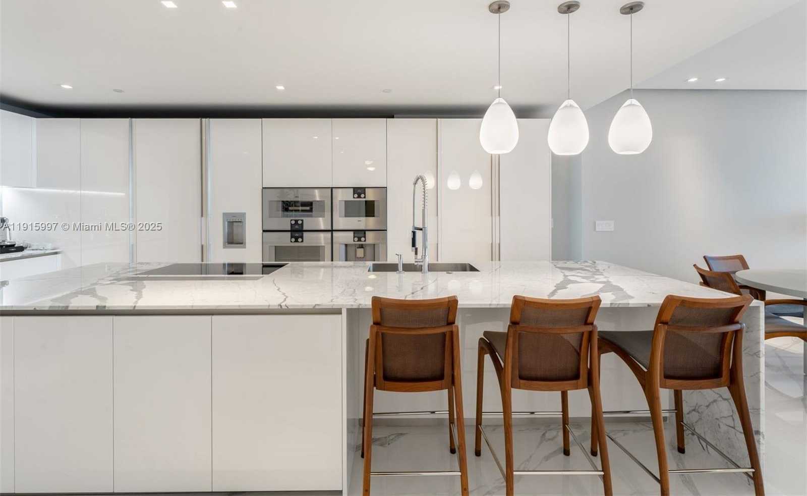 Small Image of 10201 COLLINS AVE #1803, Bal Harbour Number 26