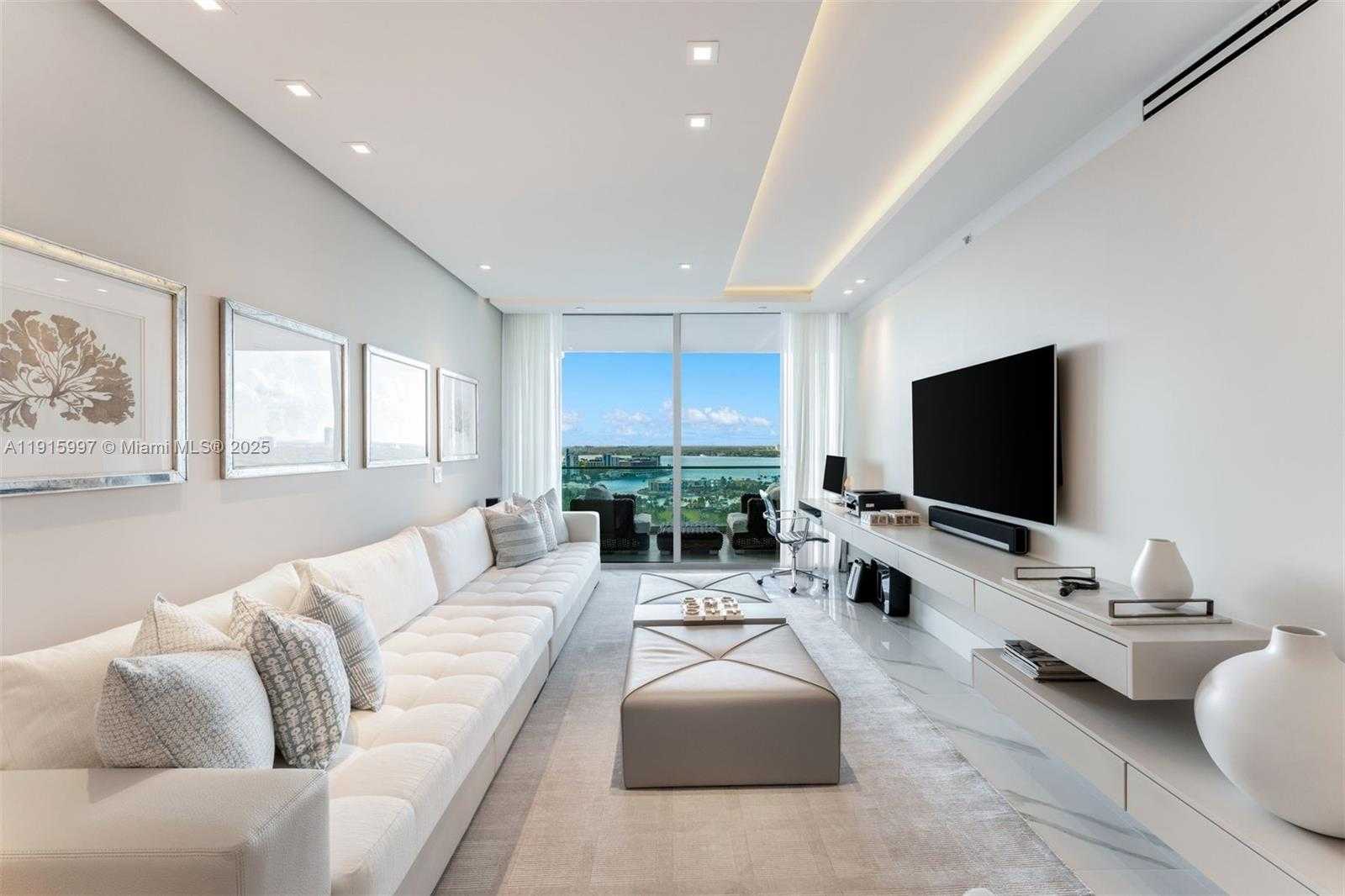 Small Image of 10201 COLLINS AVE #1803, Bal Harbour Number 27
