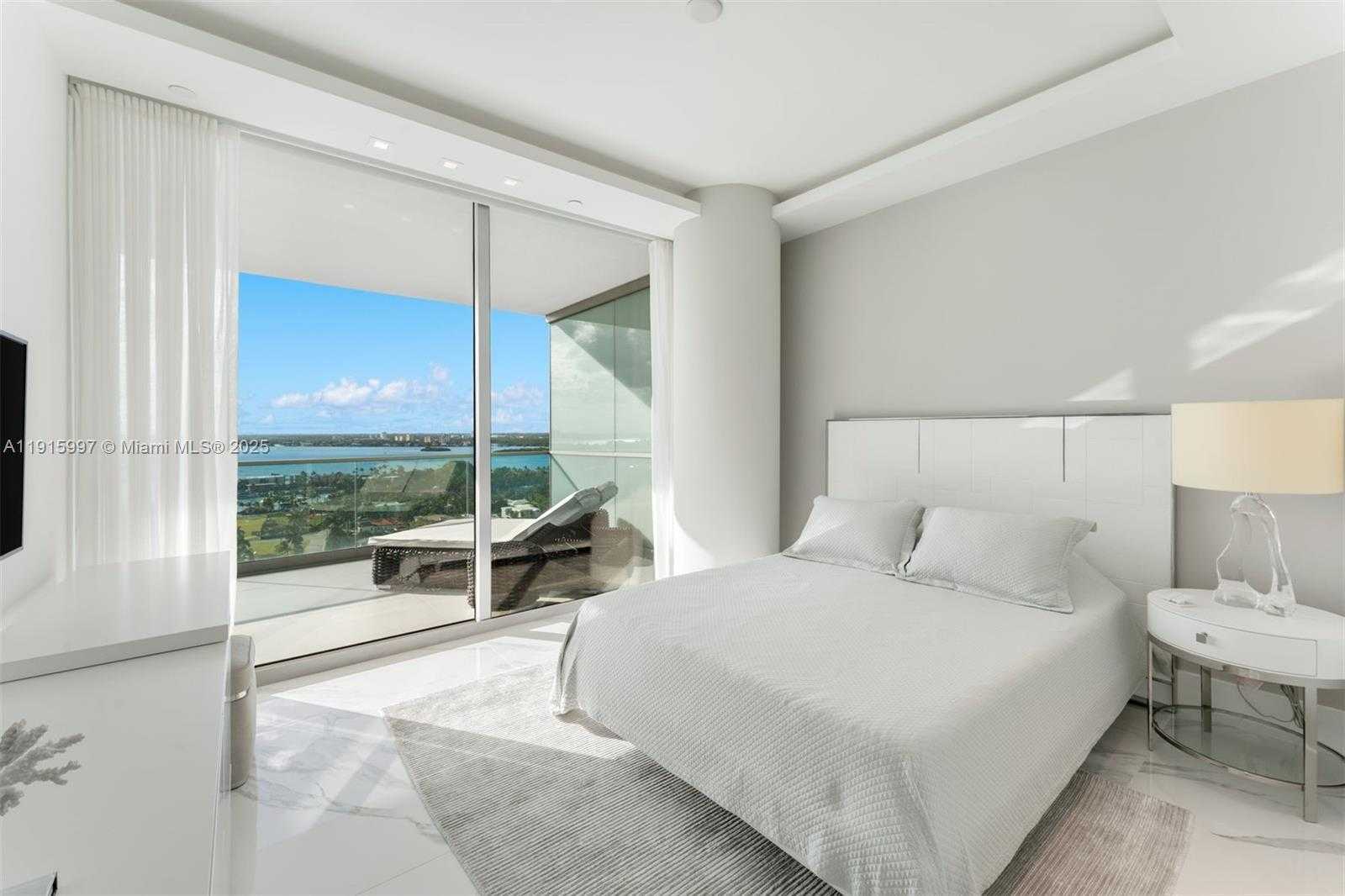 Small Image of 10201 COLLINS AVE #1803, Bal Harbour Number 37