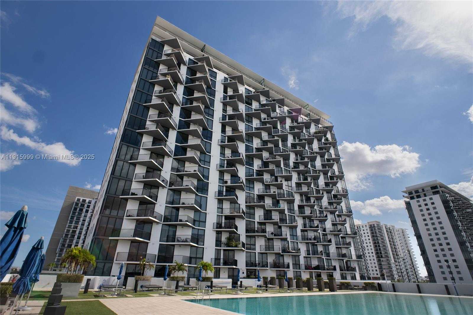 Imagen de Pequeño Objeto