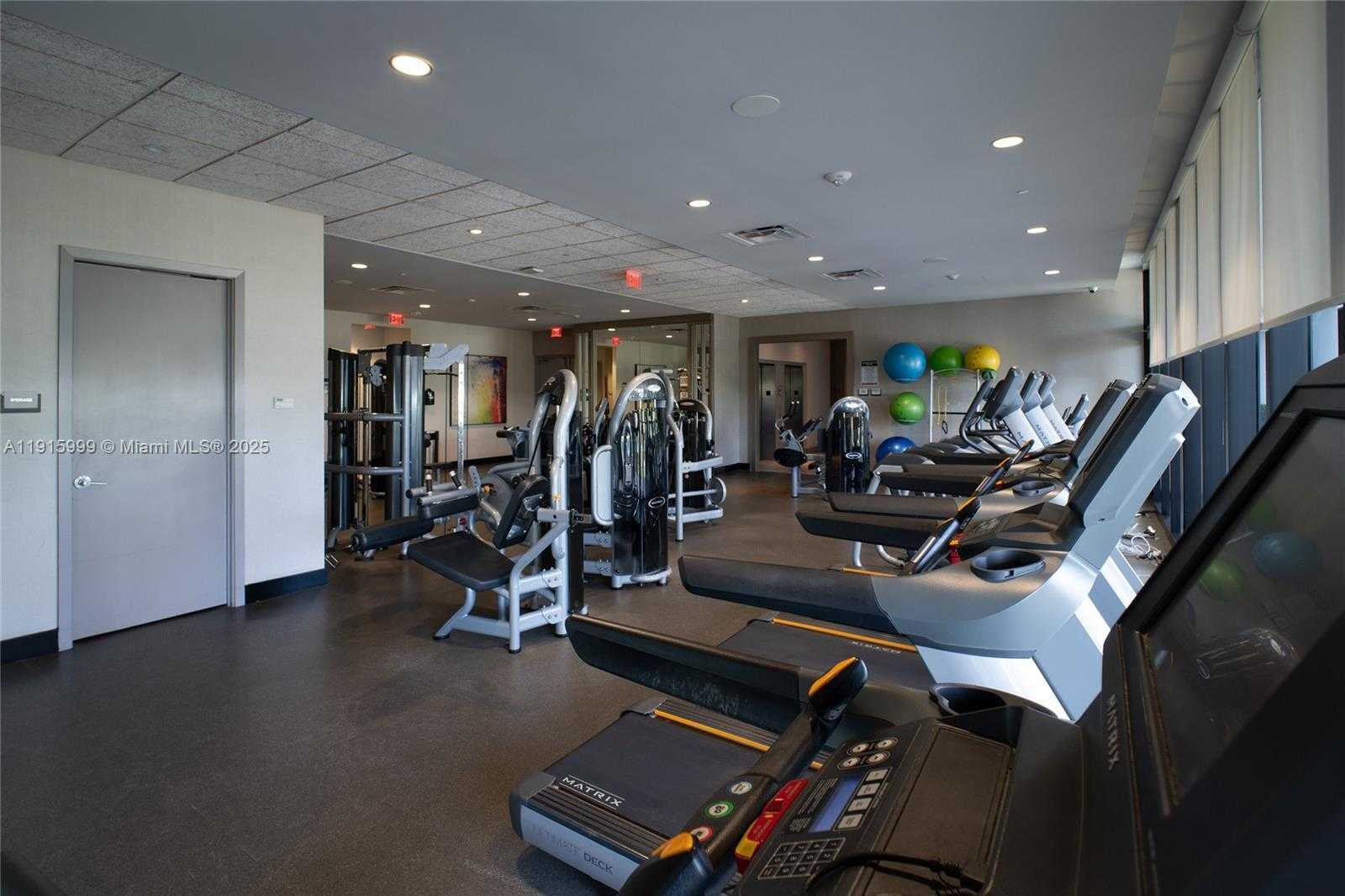 Imagen de Pequeño Objeto