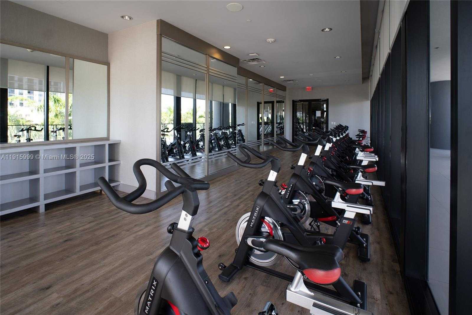 Imagen de Pequeño Objeto