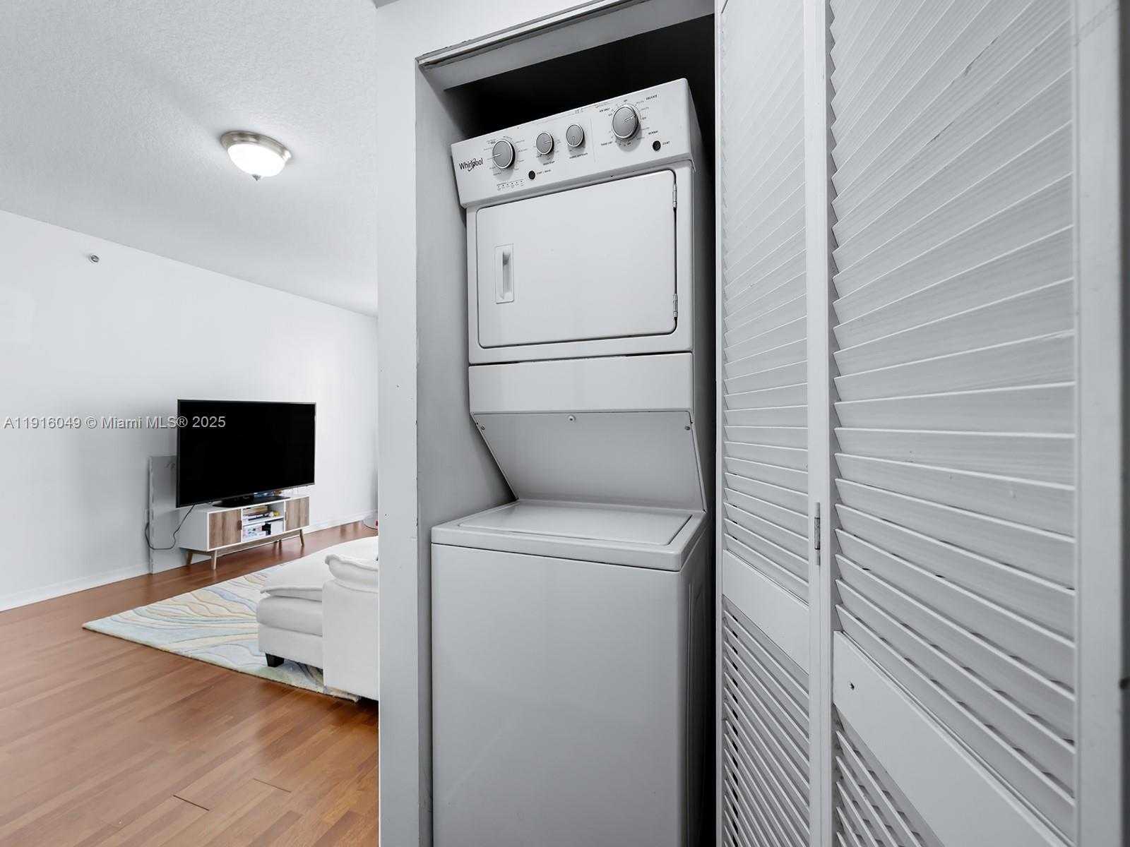 Small Image of 900 SOUTH WEST 8TH ST #1208, Miami Number 15