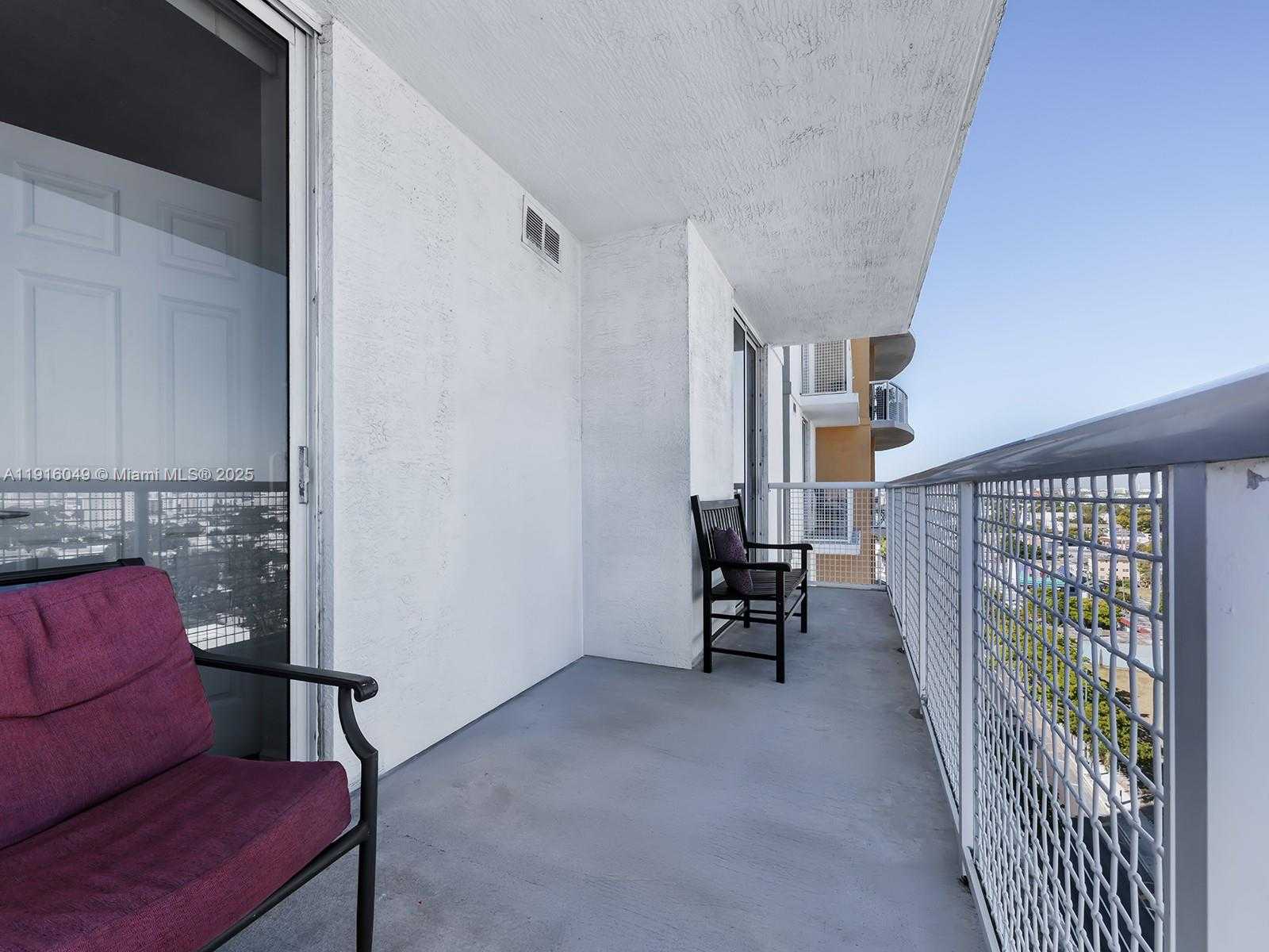 Small Image of 900 SOUTH WEST 8TH ST #1208, Miami Number 22