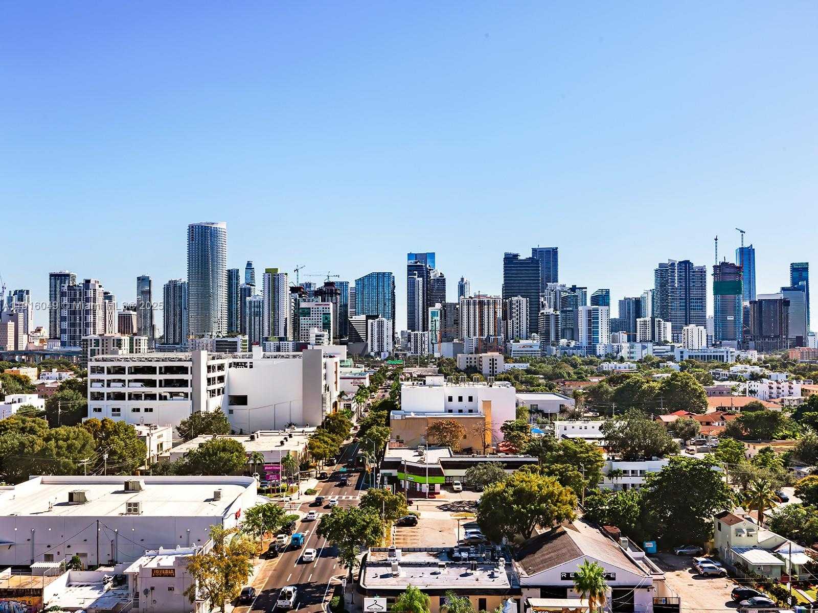 Small Image of 900 SOUTH WEST 8TH ST #1208, Miami Number 23