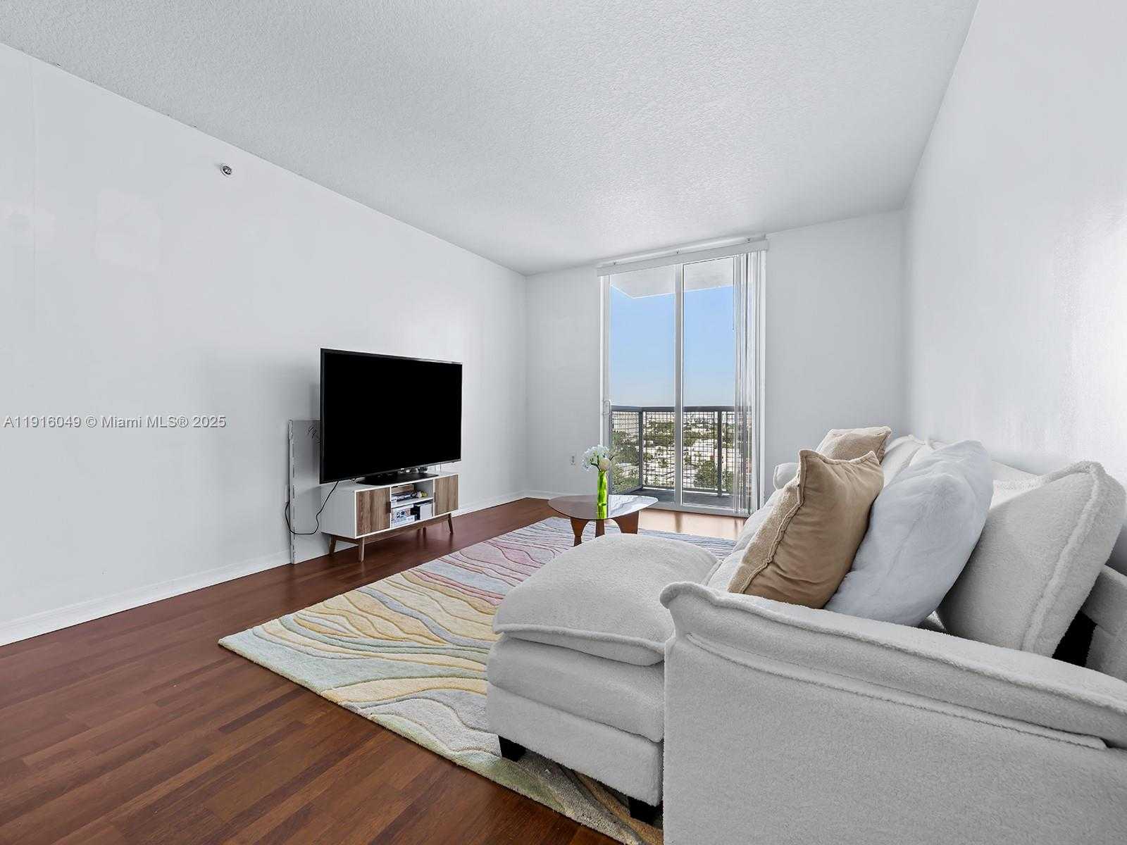 Small Image of 900 SOUTH WEST 8TH ST #1208, Miami Number 4