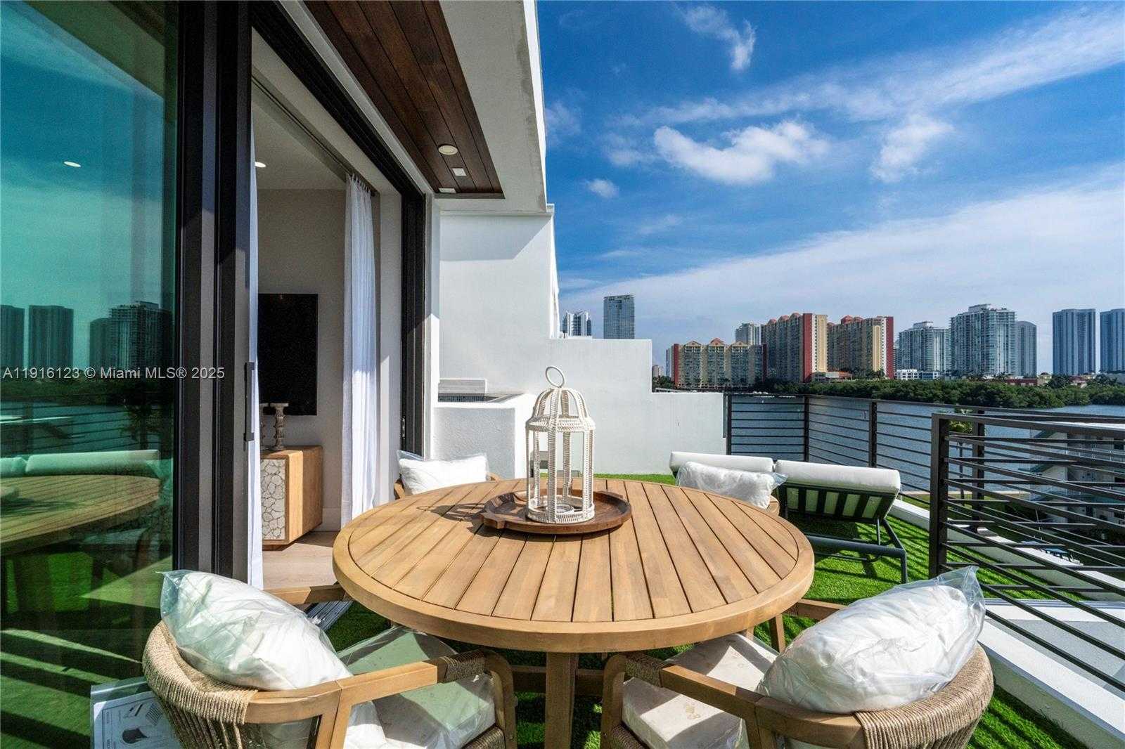 Small Image of 4098 NORTH EAST 167 ST #9, North Miami Beach Number 34