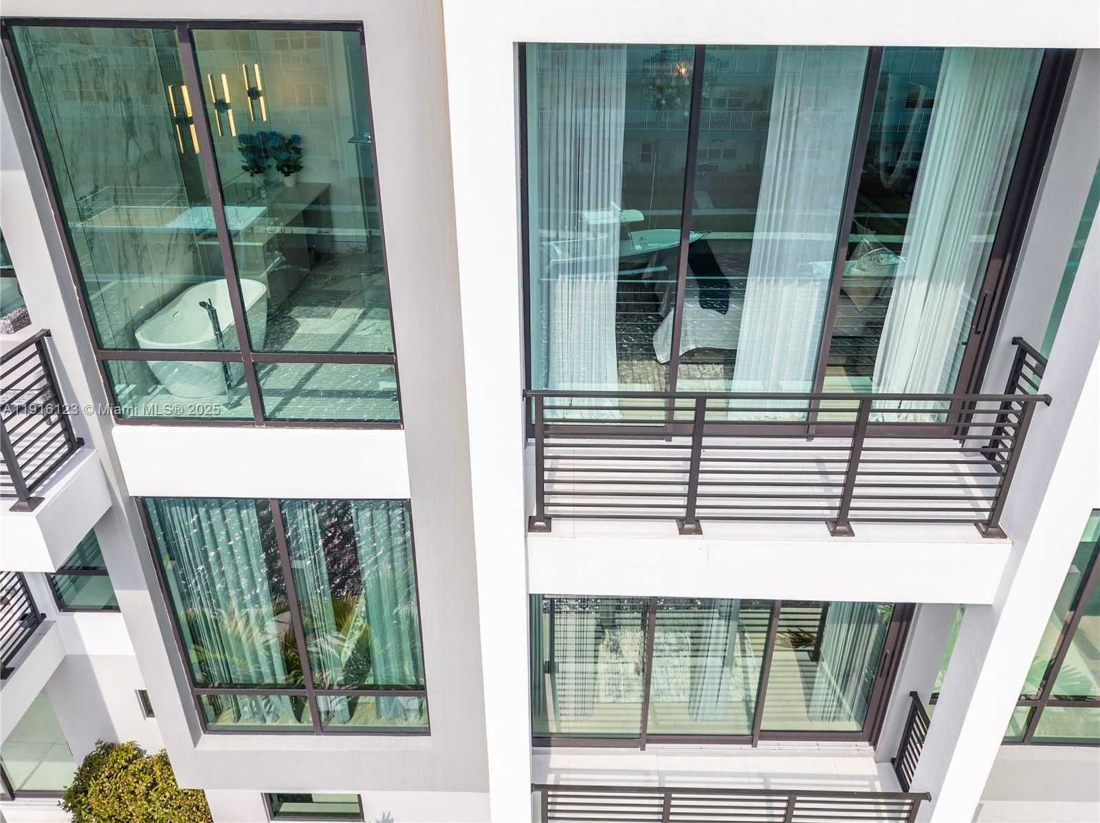 Small Image of 4098 NORTH EAST 167 ST #9, North Miami Beach Number 46