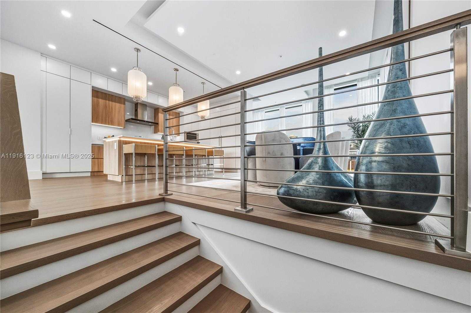 Small Image of 4098 NORTH EAST 167 ST #9, North Miami Beach Number 9