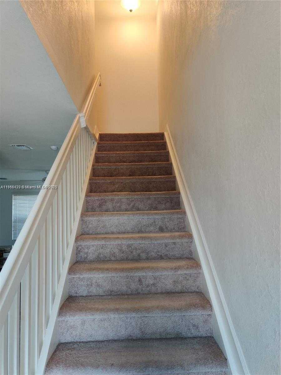 Small Image of 15103 SOUTH WEST 113TH TER #15103, Miami Number 12