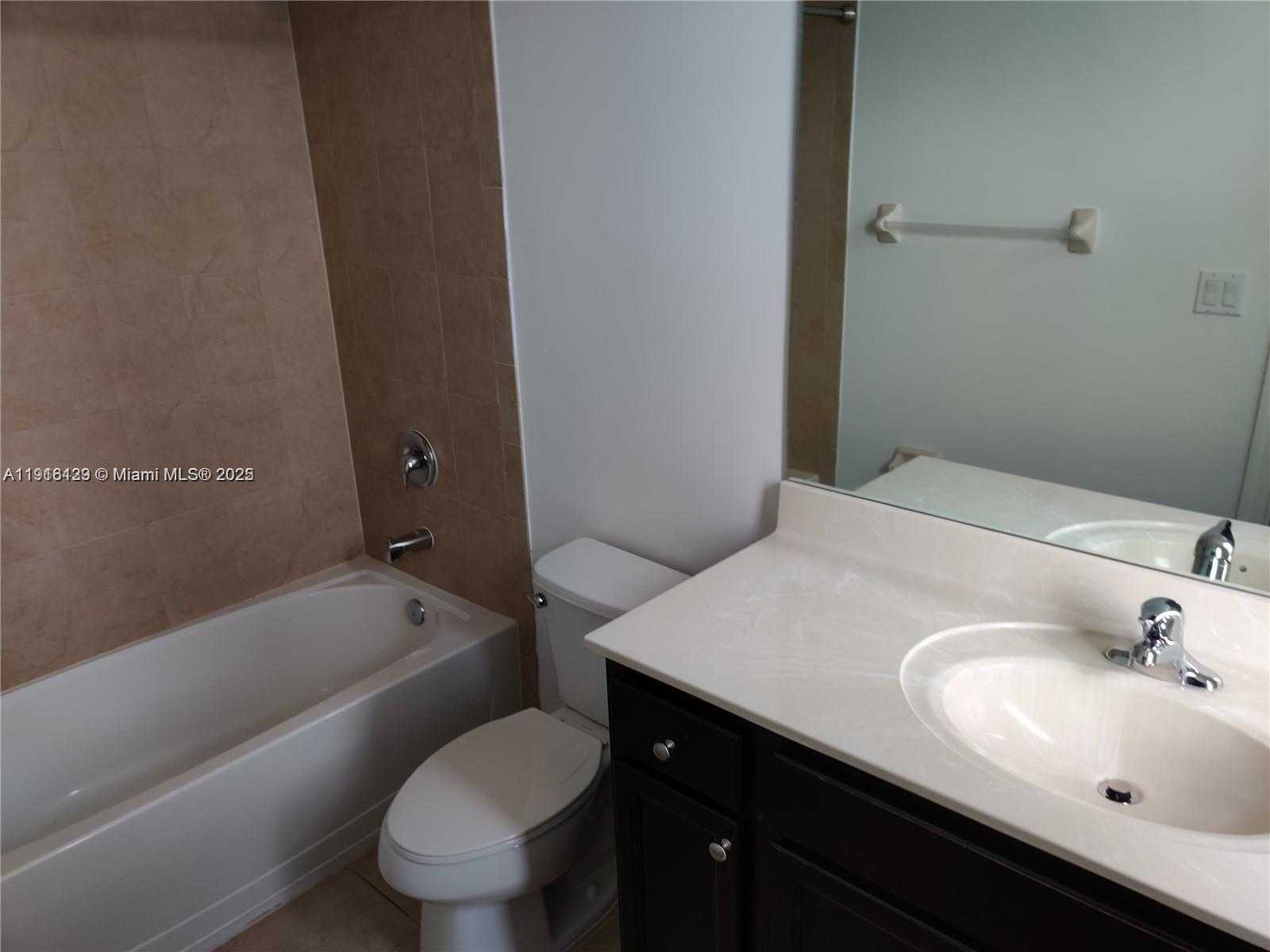 Small Image of 15103 SOUTH WEST 113TH TER #15103, Miami Number 17