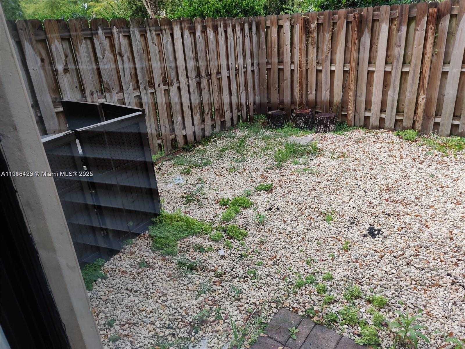 Small Image of 15103 SOUTH WEST 113TH TER #15103, Miami Number 19