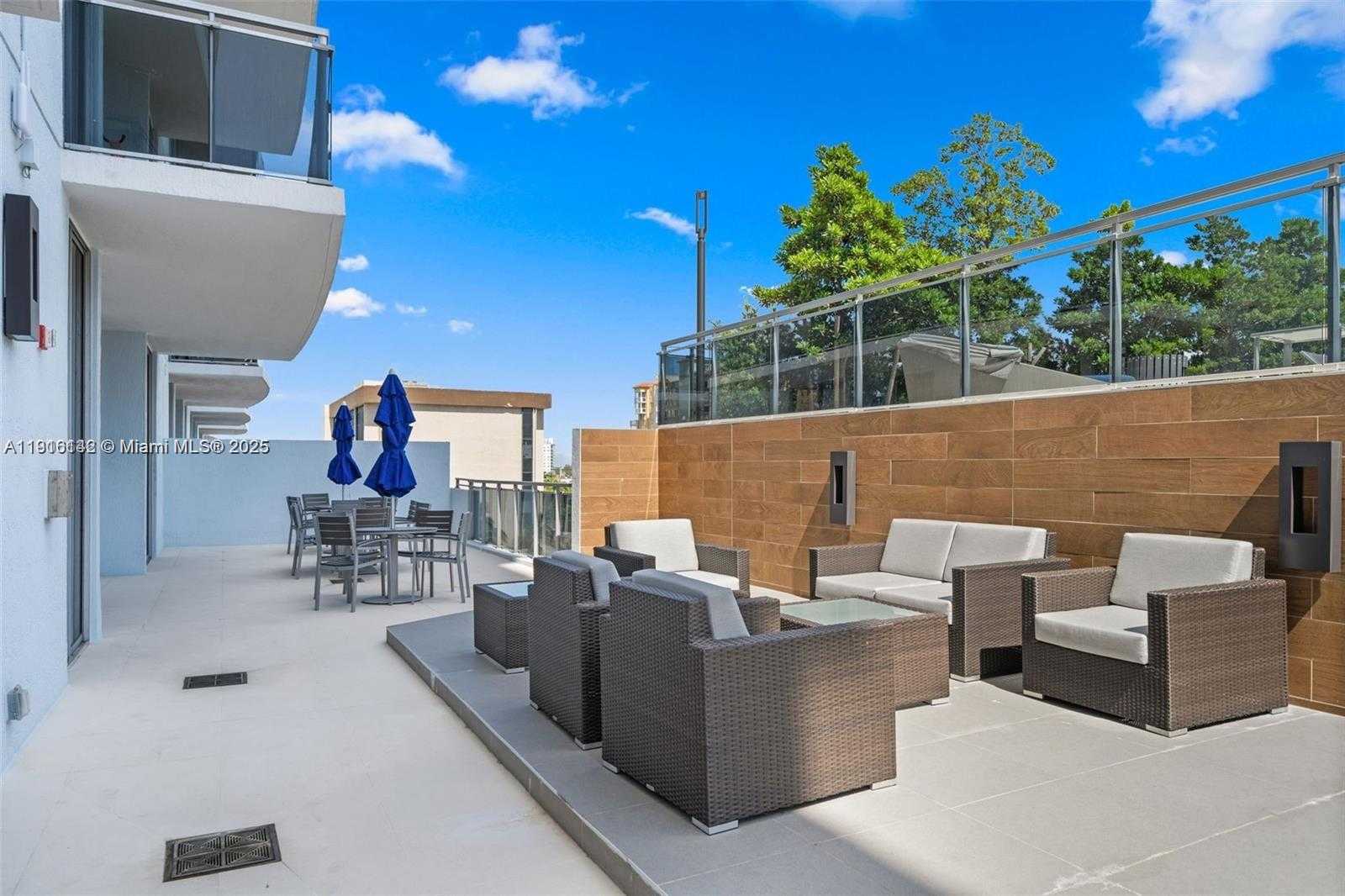 Small Image of 7901 HISPANOLA AVE #2010, North Bay Village Number 33