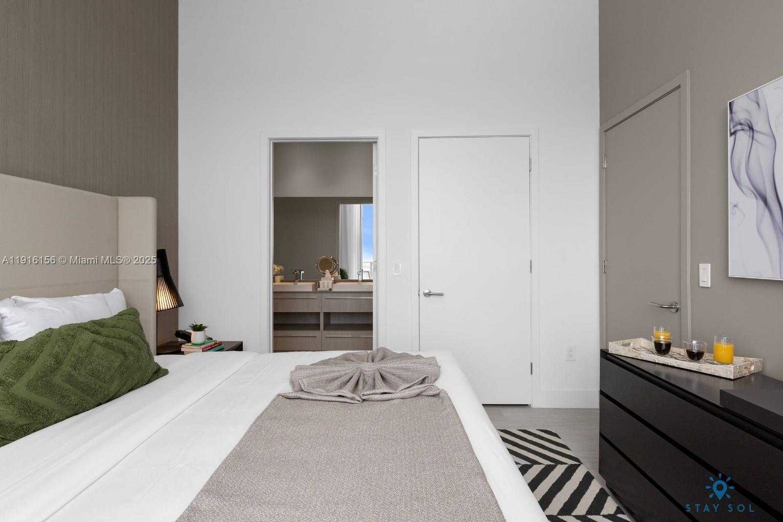 Small Image of 4010 SOUTH OCEAN DR #T4106, Hollywood Number 18