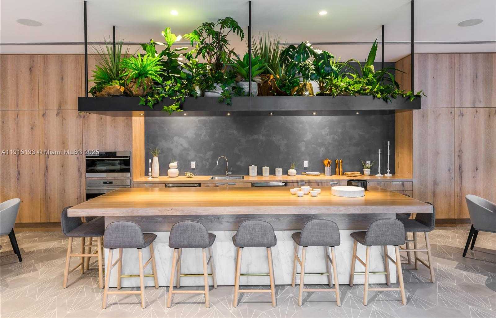 Small Image of 2821 SOUTH BAYSHORE DR #LPH-D, Miami Number 13