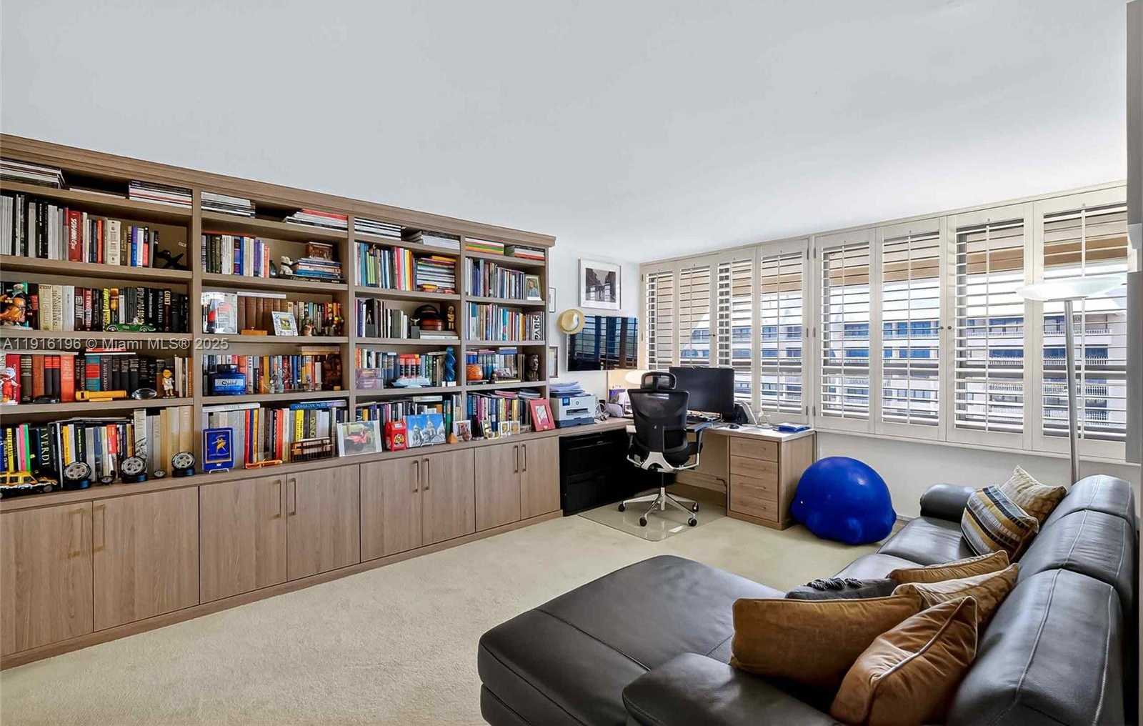 Small Image of 2 GROVE ISLE DR #B1804, Coconut Grove Number 27