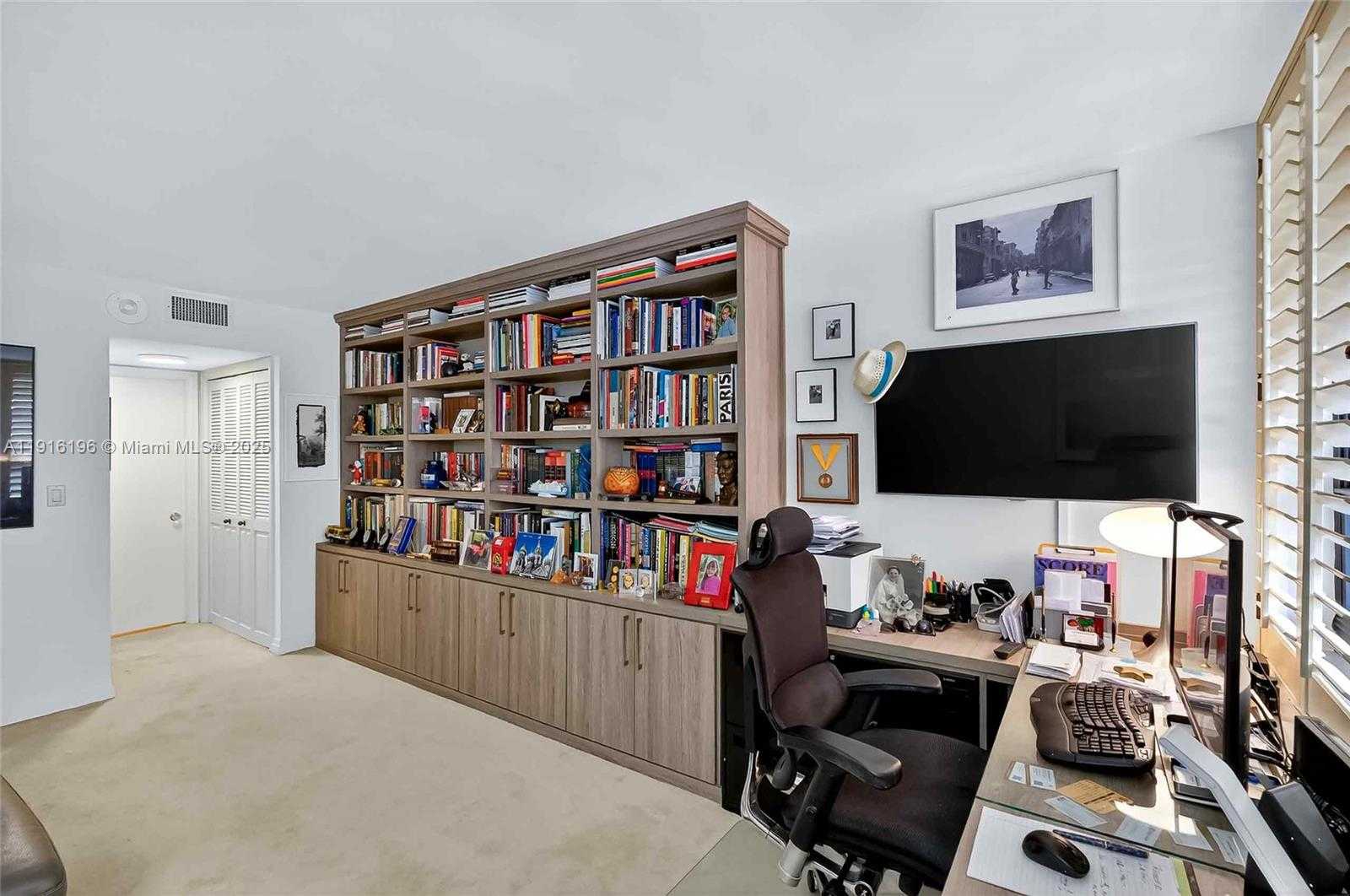 Small Image of 2 GROVE ISLE DR #B1804, Coconut Grove Number 31