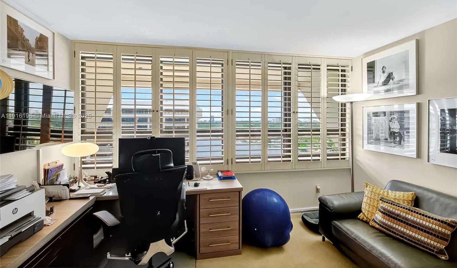 Small Image of 2 GROVE ISLE DR #B1804, Coconut Grove Number 33