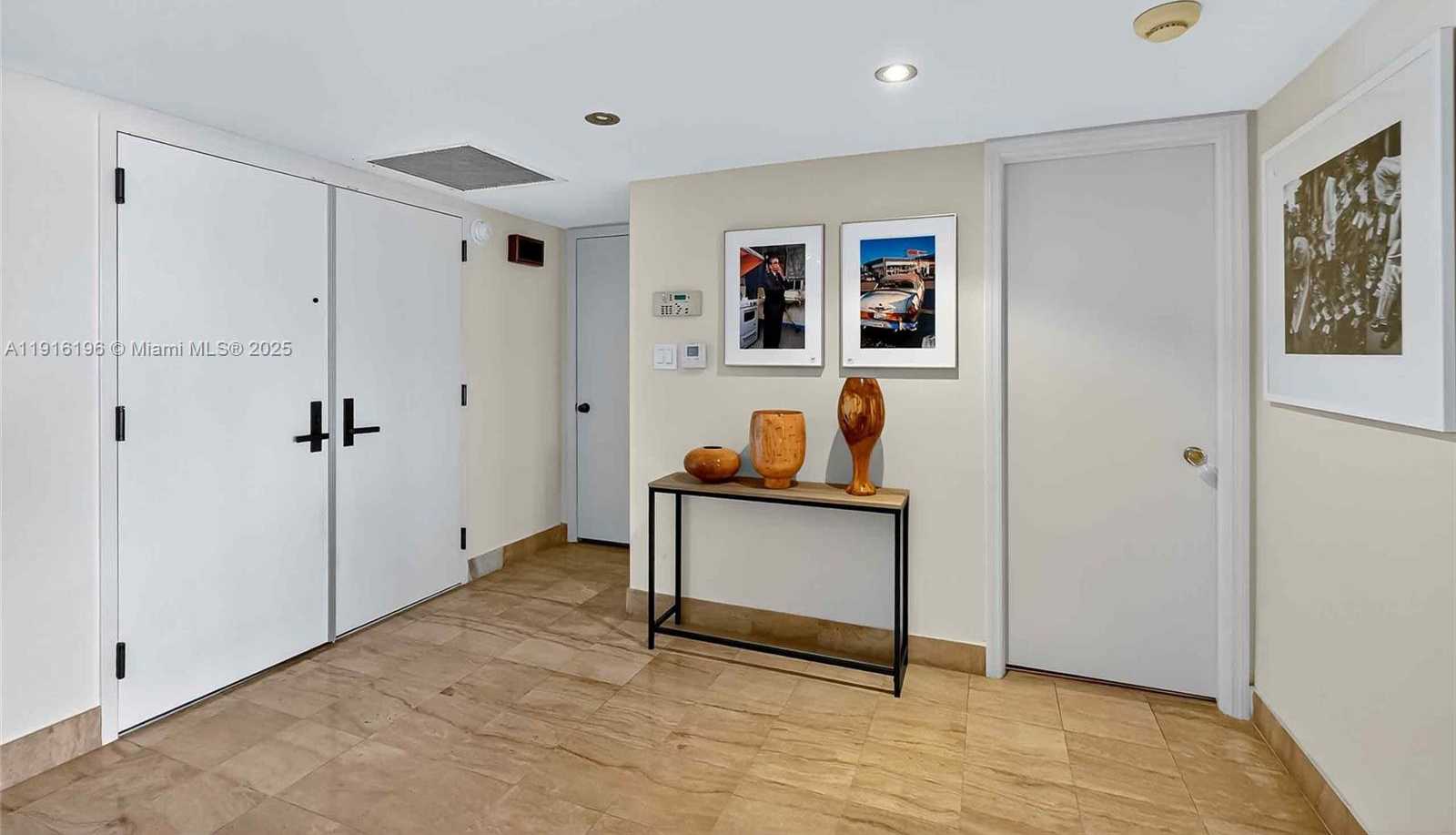 Small Image of 2 GROVE ISLE DR #B1804, Coconut Grove Number 37