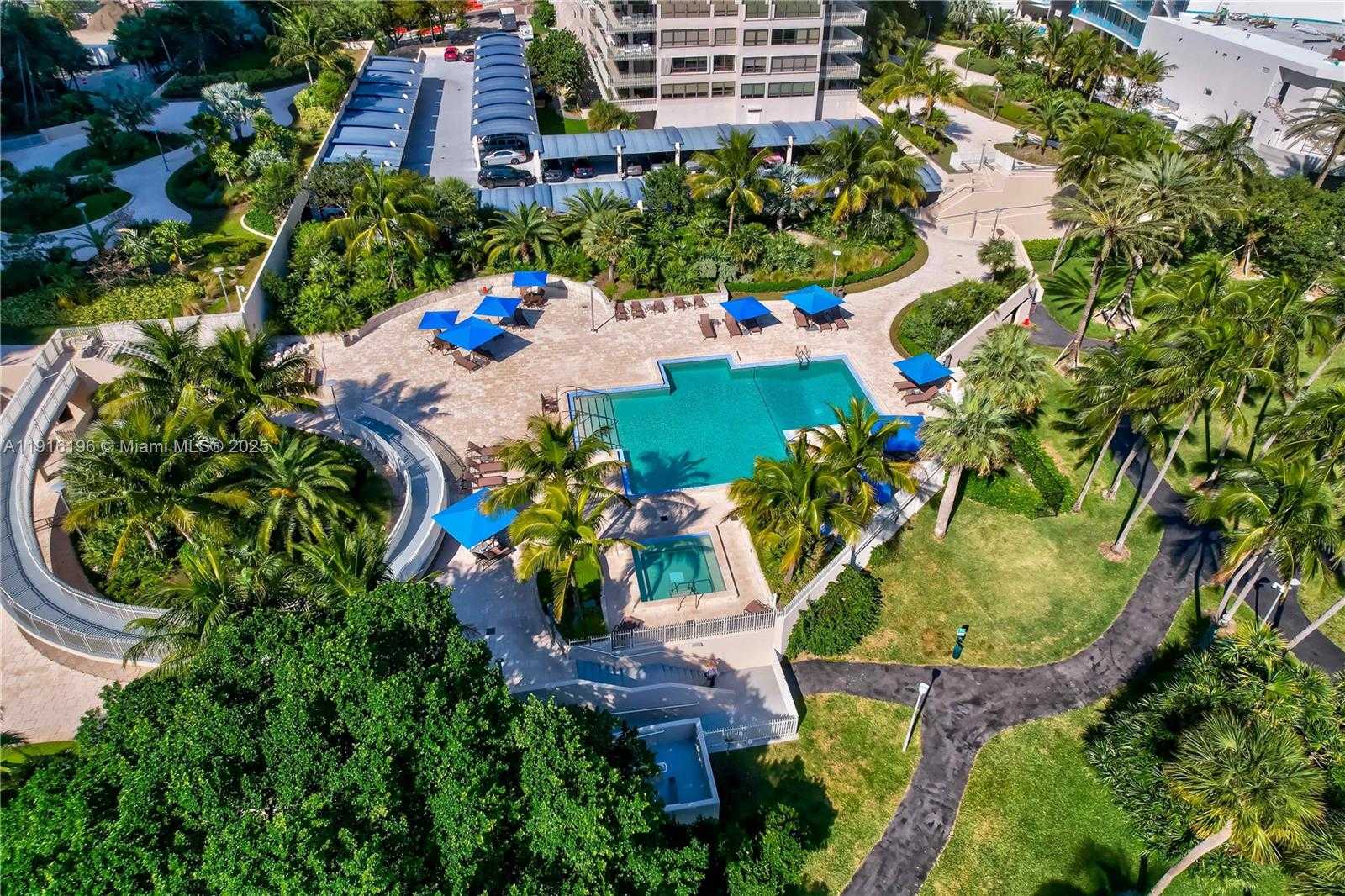 Small Image of 2 GROVE ISLE DR #B1804, Coconut Grove Number 42