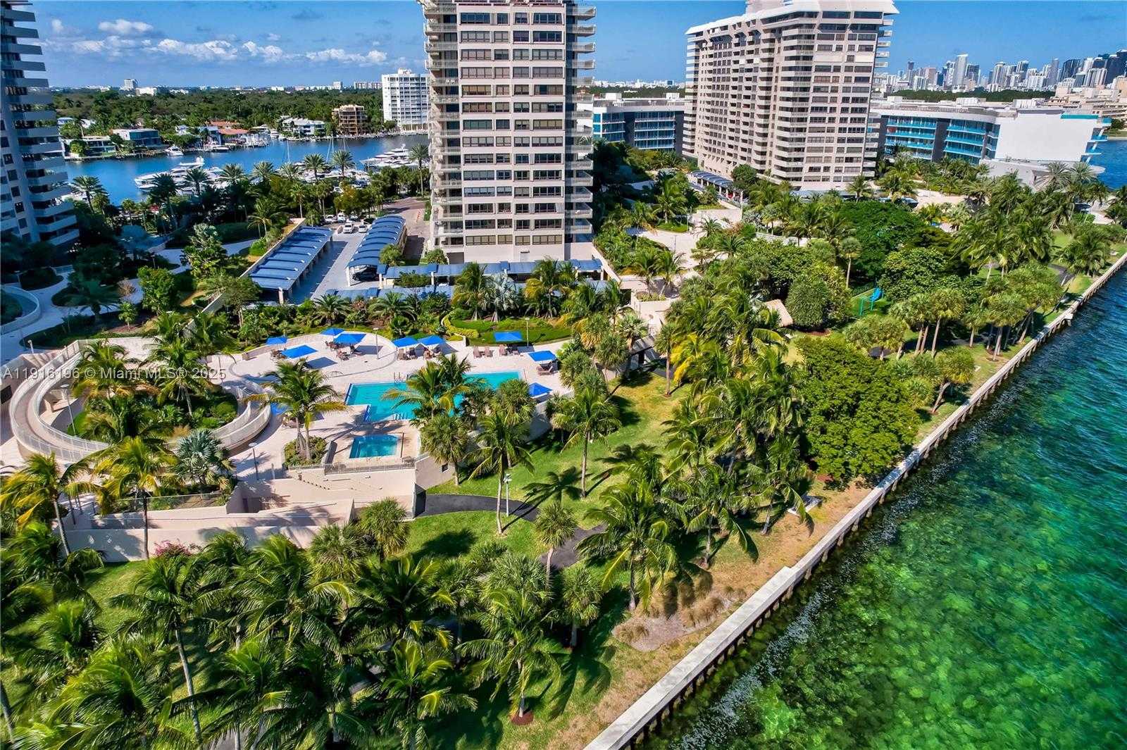 Small Image of 2 GROVE ISLE DR #B1804, Coconut Grove Number 48