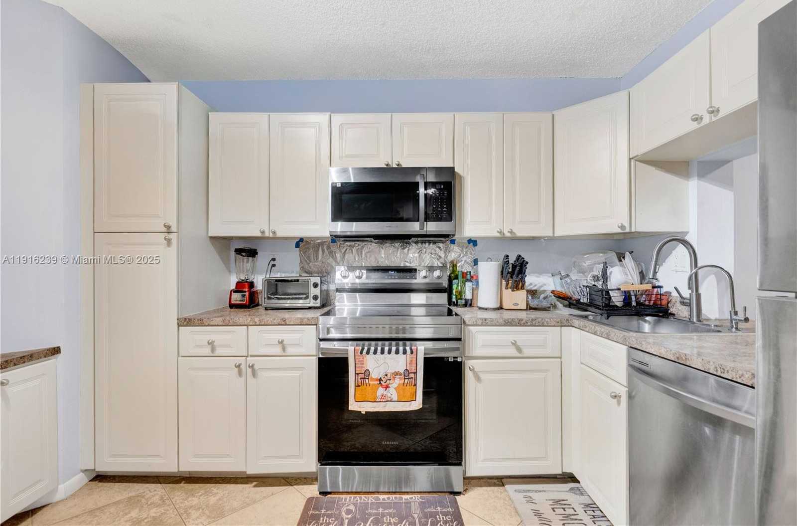 Small Image of 3050 NORTH WEST 42ND AVE #C406, Coconut Creek Number 4