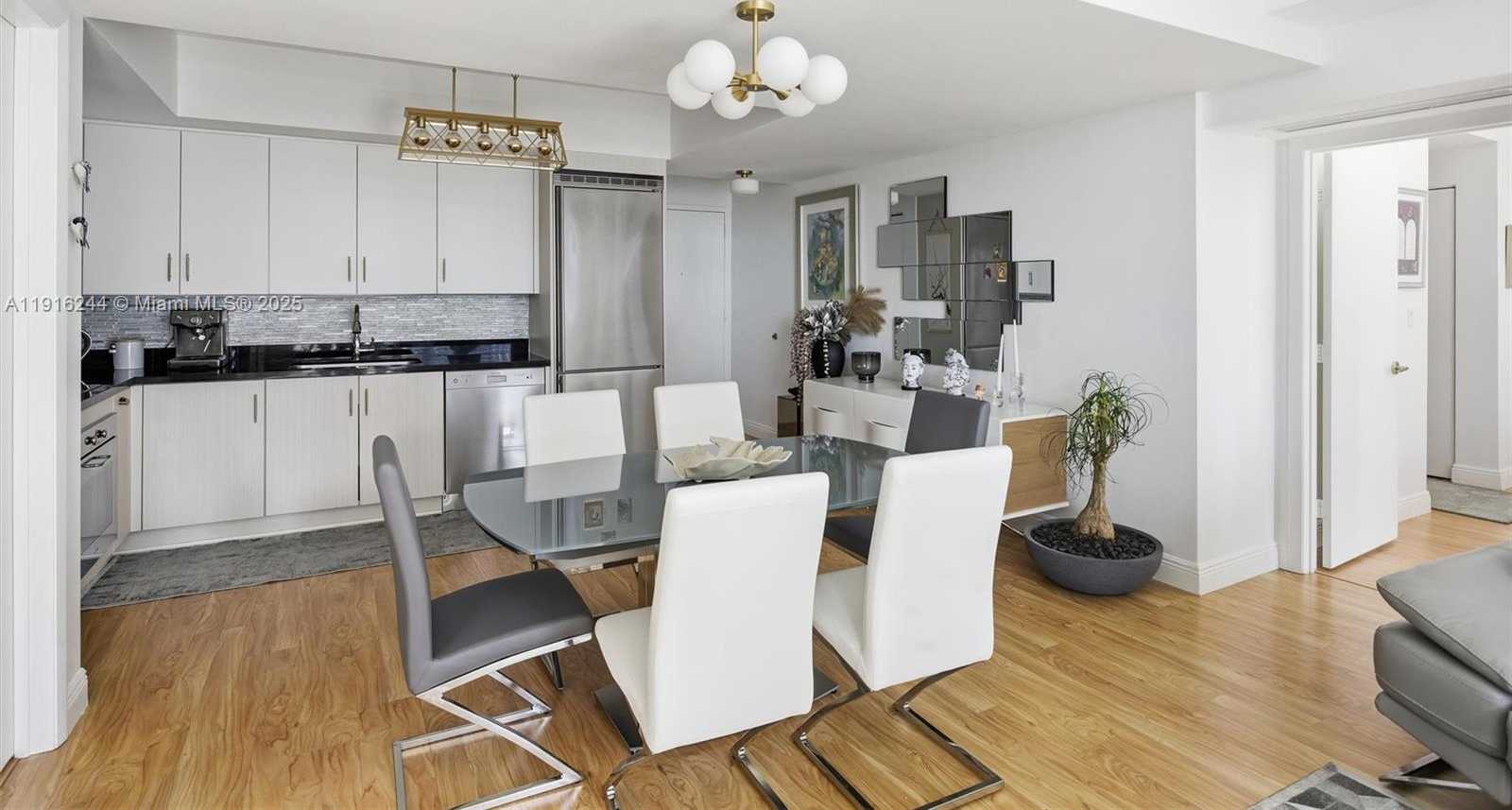 Small Image of 92 SOUTH WEST 3RD ST #1604, Miami Number 13