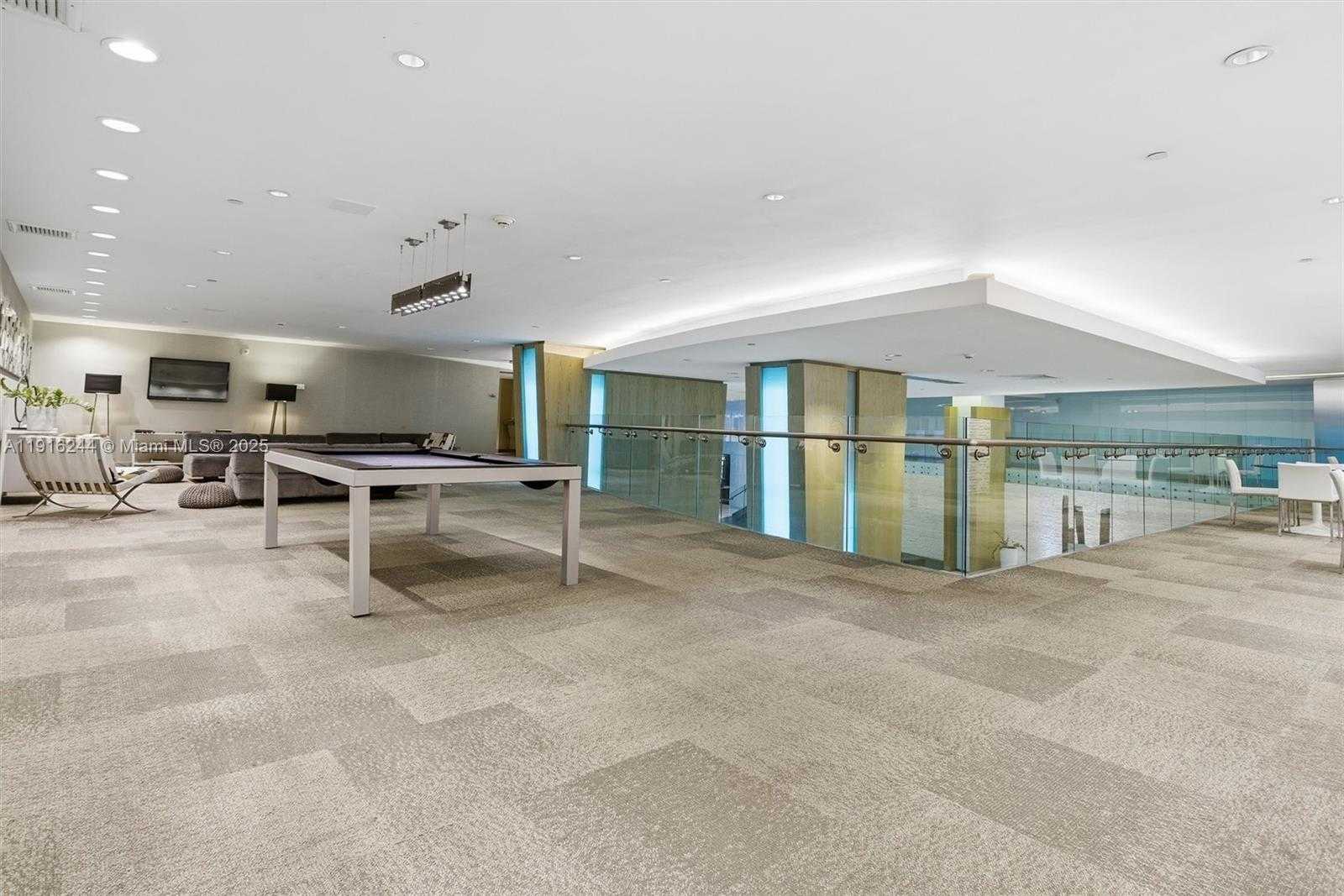 Small Image of 92 SOUTH WEST 3RD ST #1604, Miami Number 42