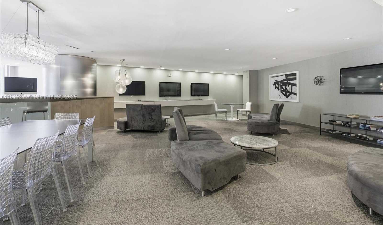 Small Image of 92 SOUTH WEST 3RD ST #1604, Miami Number 46