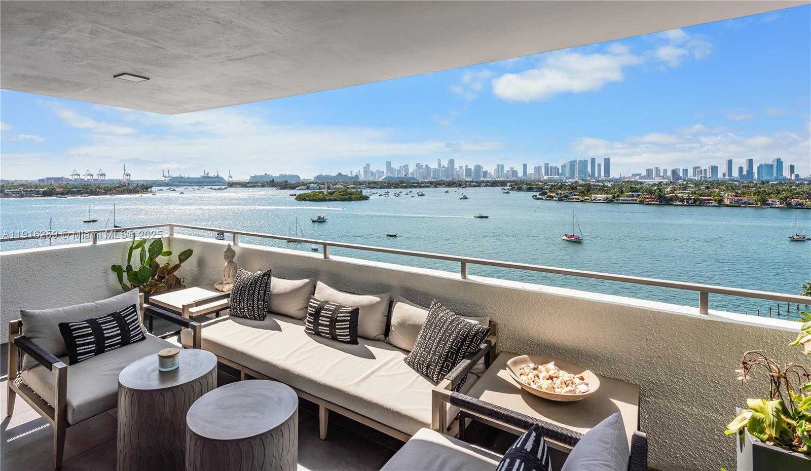 Small Image of 11 ISLAND AVE #1201, Miami Beach Number 11