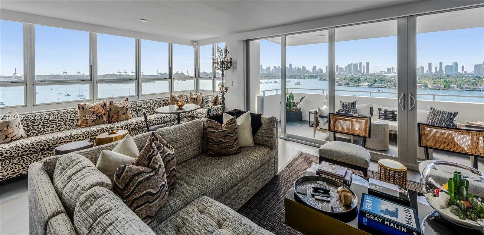 Small Image of 11 ISLAND AVE #1201, Miami Beach Number 2