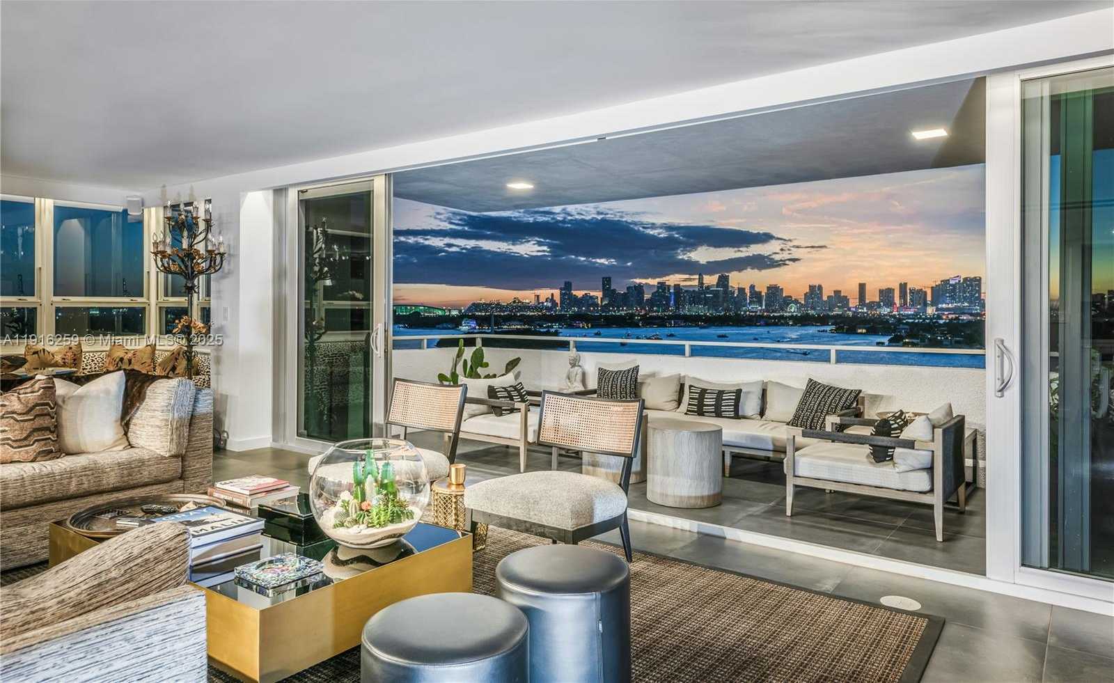 Small Image of 11 ISLAND AVE #1201, Miami Beach Number 20