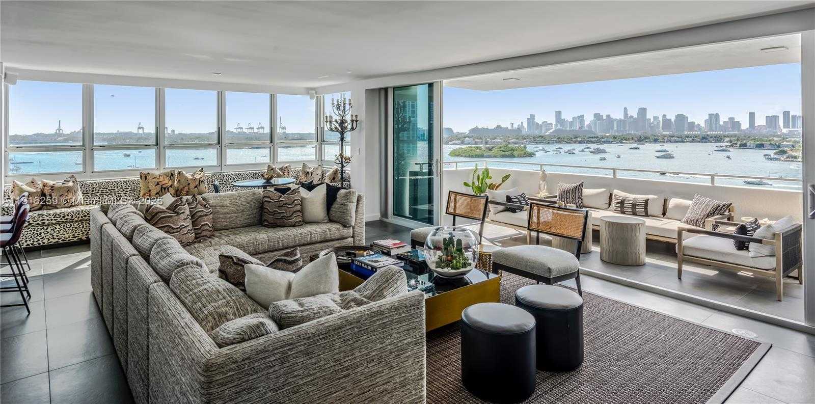 Small Image of 11 ISLAND AVE #1201, Miami Beach Number 3