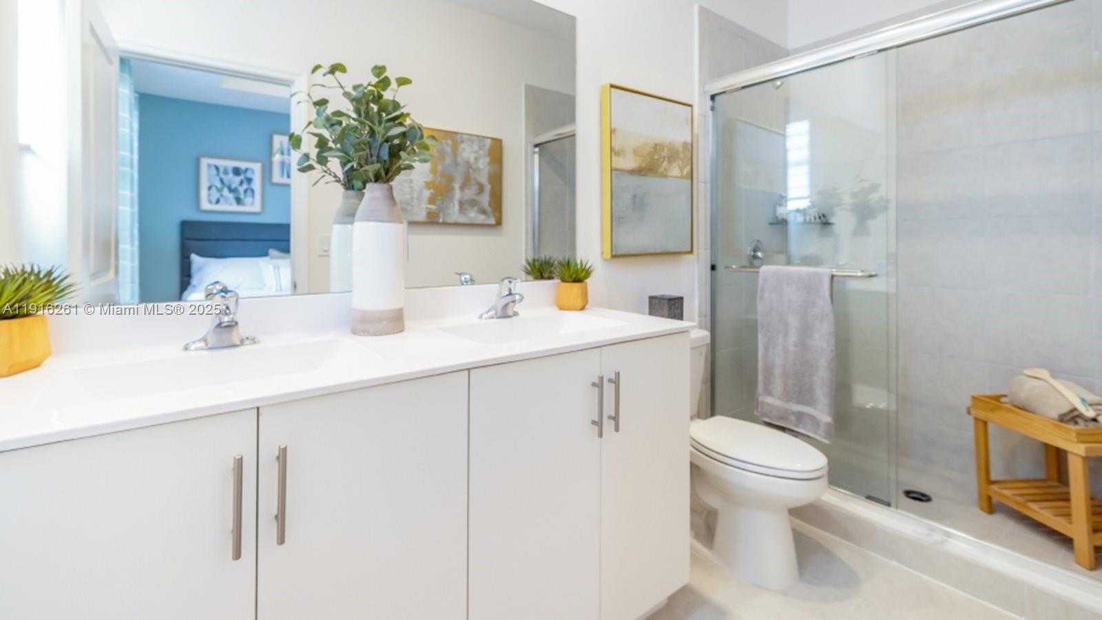 Small Image of 2743 SE 26th Rd, Homestead, FL 33035, USA Number 6