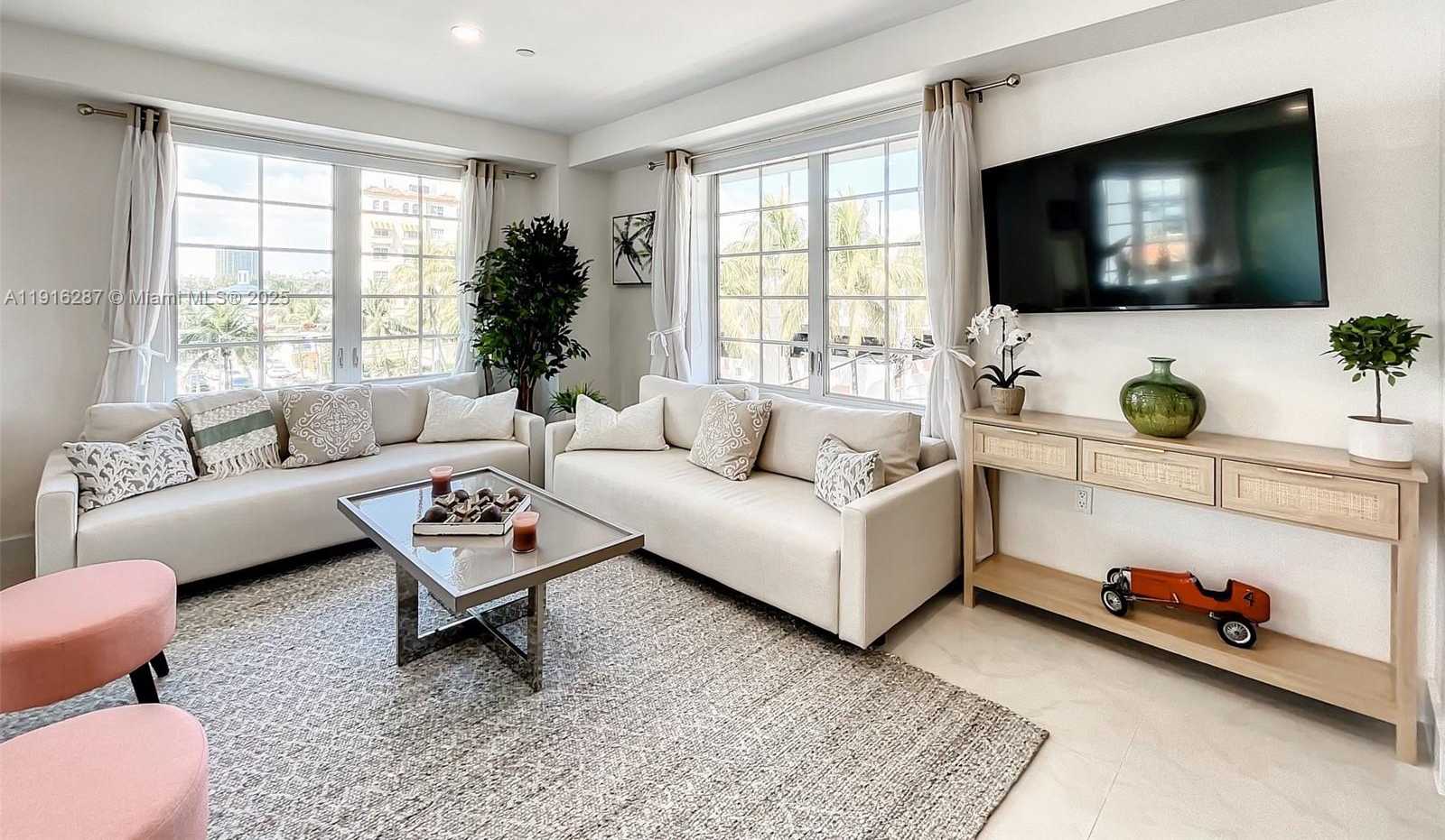 Small Image of 1250 OCEAN DR #4D, Miami Beach Number 10