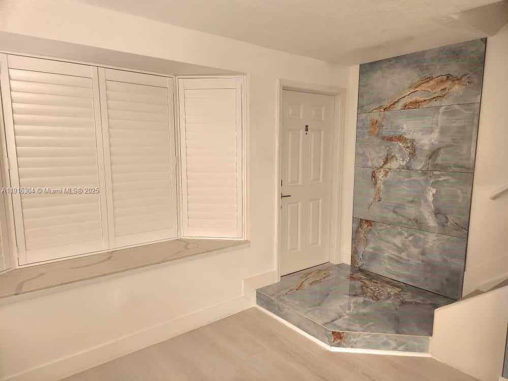 Small Image of 7810 SOUTH WEST 102ND LN, Miami Number 23