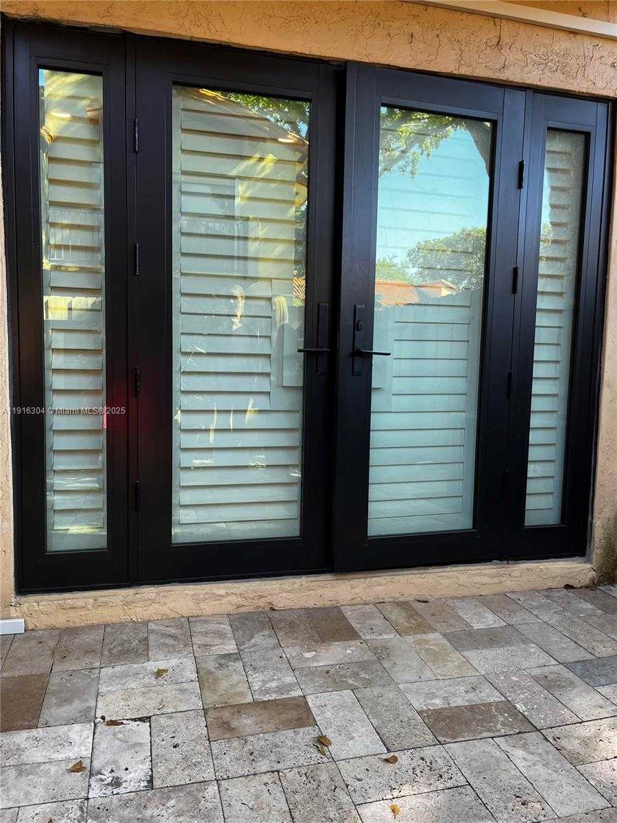 Small Image of 7810 SOUTH WEST 102ND LN, Miami Number 27