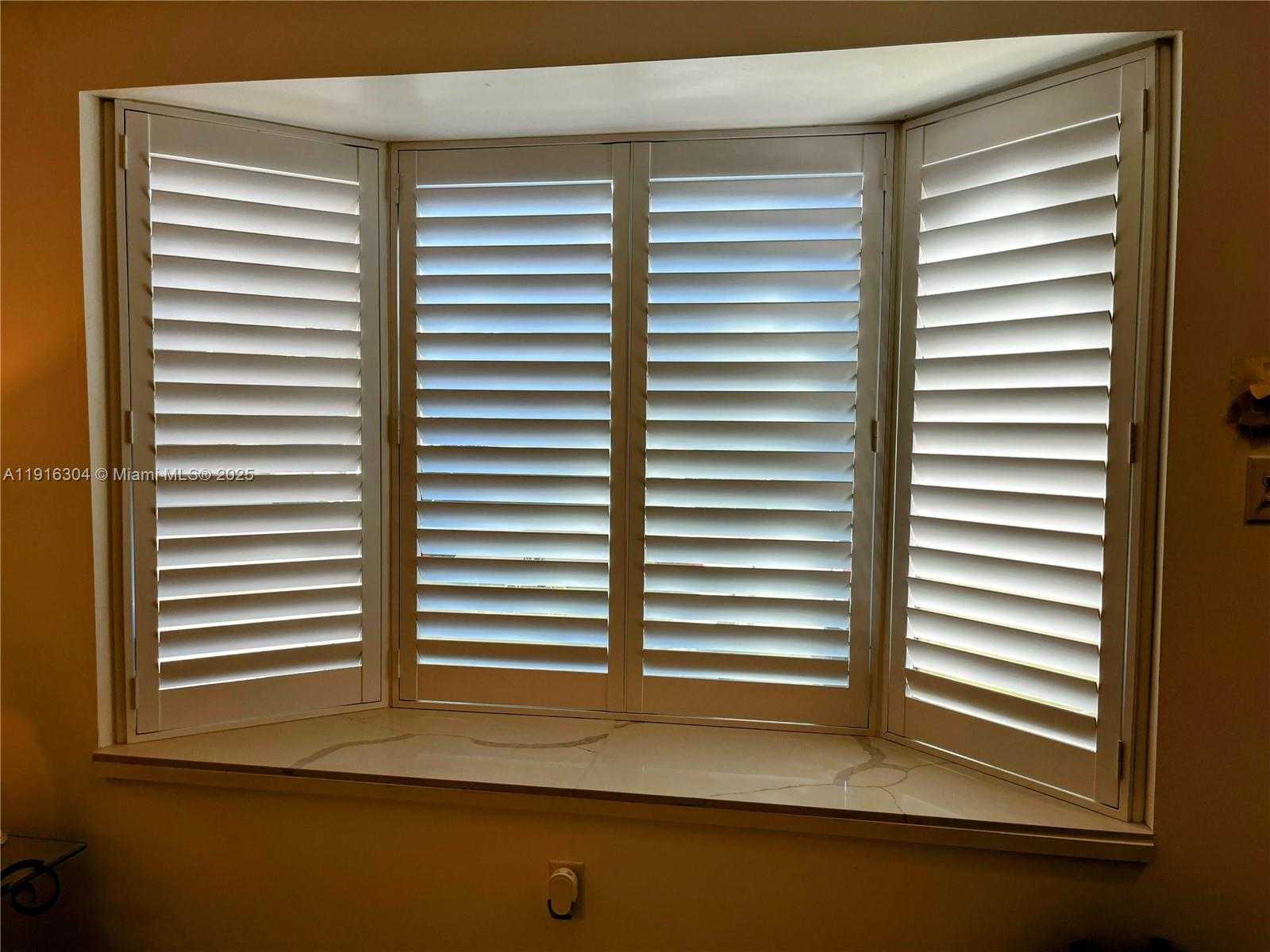 Small Image of 7810 SOUTH WEST 102ND LN, Miami Number 7