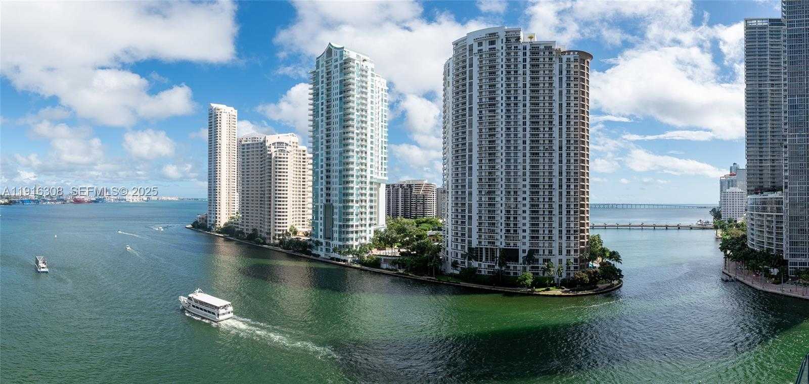 Small Image of 300 BISCAYNE BOULEVARD WAY #1101E, Miami Number 13