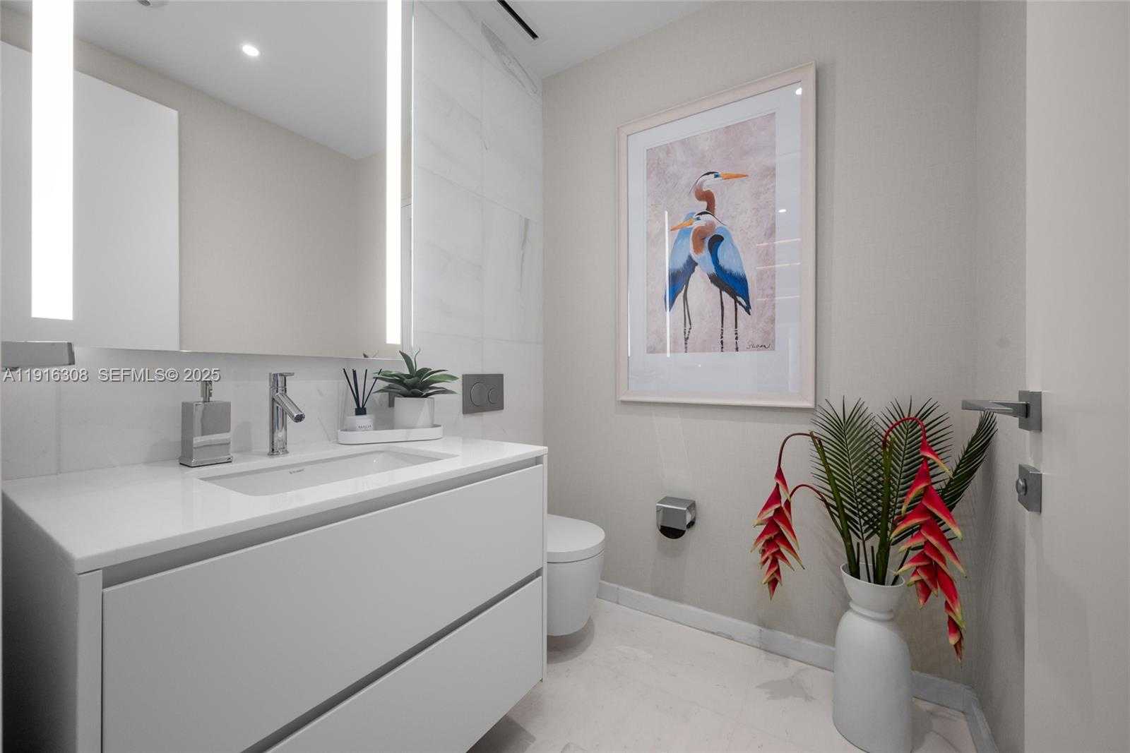 Small Image of 300 BISCAYNE BOULEVARD WAY #1101E, Miami Number 31