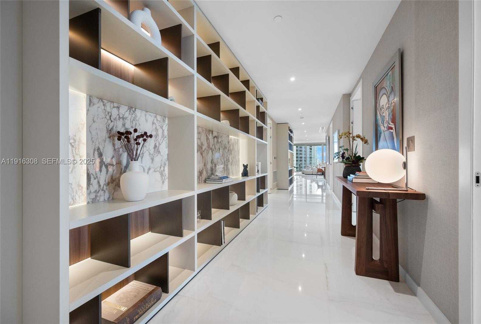 Small Image of 300 BISCAYNE BOULEVARD WAY #1101E, Miami Number 5